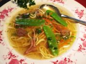 Julienne-Süppchen vom Entenklein - Rezept