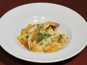 Rigatoni mit Lachs, Tomaten und Robiola (Moritz Lindbergh) - Rezept