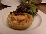 Mürbeteigkuchen mit Artischocken-Tomatenfüllung (Sebastian Rohrbach) - Rezept