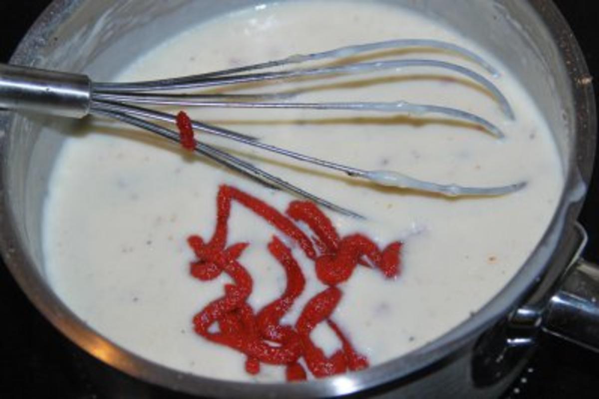 Spinat-Ricotta-Cannelloni in tomatisierter Roquefort-Bechamélsoße - Rezept - Bild Nr. 8