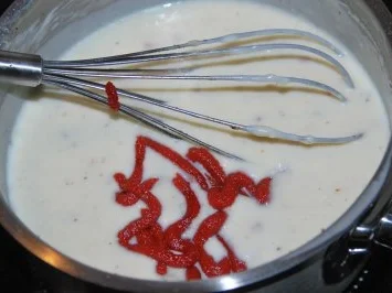 Spinat-Ricotta-Cannelloni in tomatisierter Roquefort-Bechamélsoße - Rezept - Bild Nr. 8