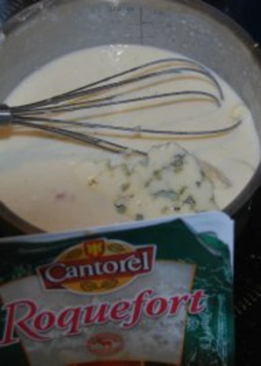 Spinat-Ricotta-Cannelloni in tomatisierter Roquefort-Bechamélsoße - Rezept - Bild Nr. 6