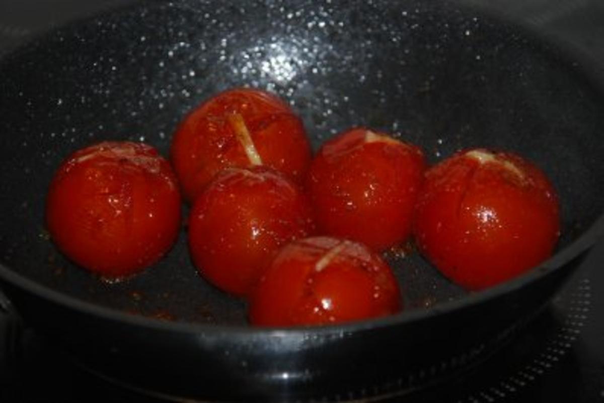 Spinat-Ricotta-Cannelloni in tomatisierter Roquefort-Bechamélsoße - Rezept - Bild Nr. 14