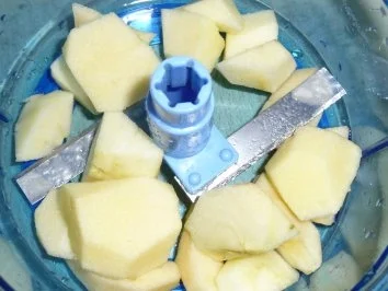 Rezept: Birnen- / Apfelkuchen auf Quark-Nussteig Bild Nr. 7 Birnen- / Apfelkuchen auf Quark-Nussteig - Rezept - Bild Nr. 7