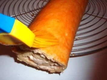 Rezept: Torte: Lebkuchen - Biskuitrolle Bild Nr. 3 Torte: Lebkuchen - Biskuitrolle - Rezept - Bild Nr. 3