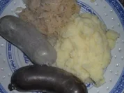 Frische Blut- und Leberwurst mit Sauerkraut & Püree - Rezept
