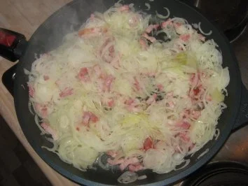 Rezept: Zwiebelkuchen mit Mürbteigboden Bild Nr. 2 Zwiebelkuchen mit Mürbteigboden - Rezept - Bild Nr. 2