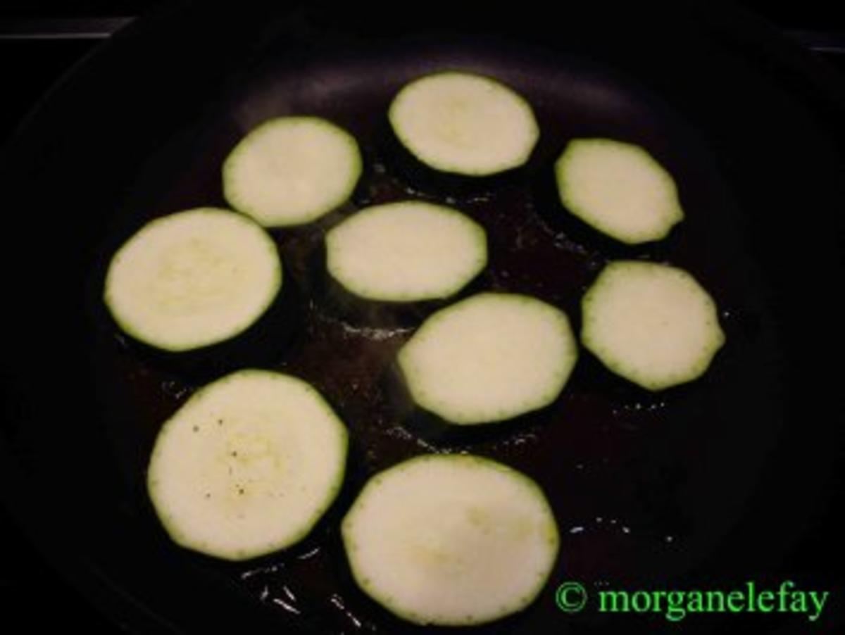 Zucchinischeiben überbacken - Rezept - Bild Nr. 2