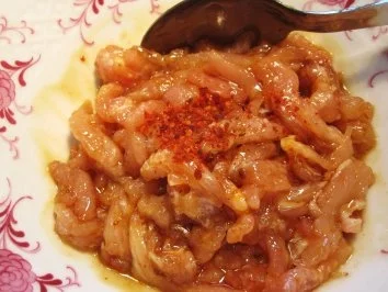 Mariniertes Schnitzel aus dem Wok mit  Nudeln und Gemüse - Rezept - Bild Nr. 3