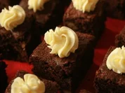 Karamell-Brownies mit Frischkäse-Topping - Rezept