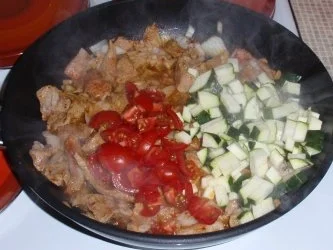 Herzhafter Nudelauflauf mit Kalbsgeschnetzeltem - Rezept - Bild Nr. 4