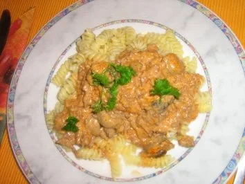 Rezept: Putenhaschee mit Champignons und Girondele Bild Nr. 5 Putenhaschee mit Champignons und Girondele - Rezept - Bild Nr. 5