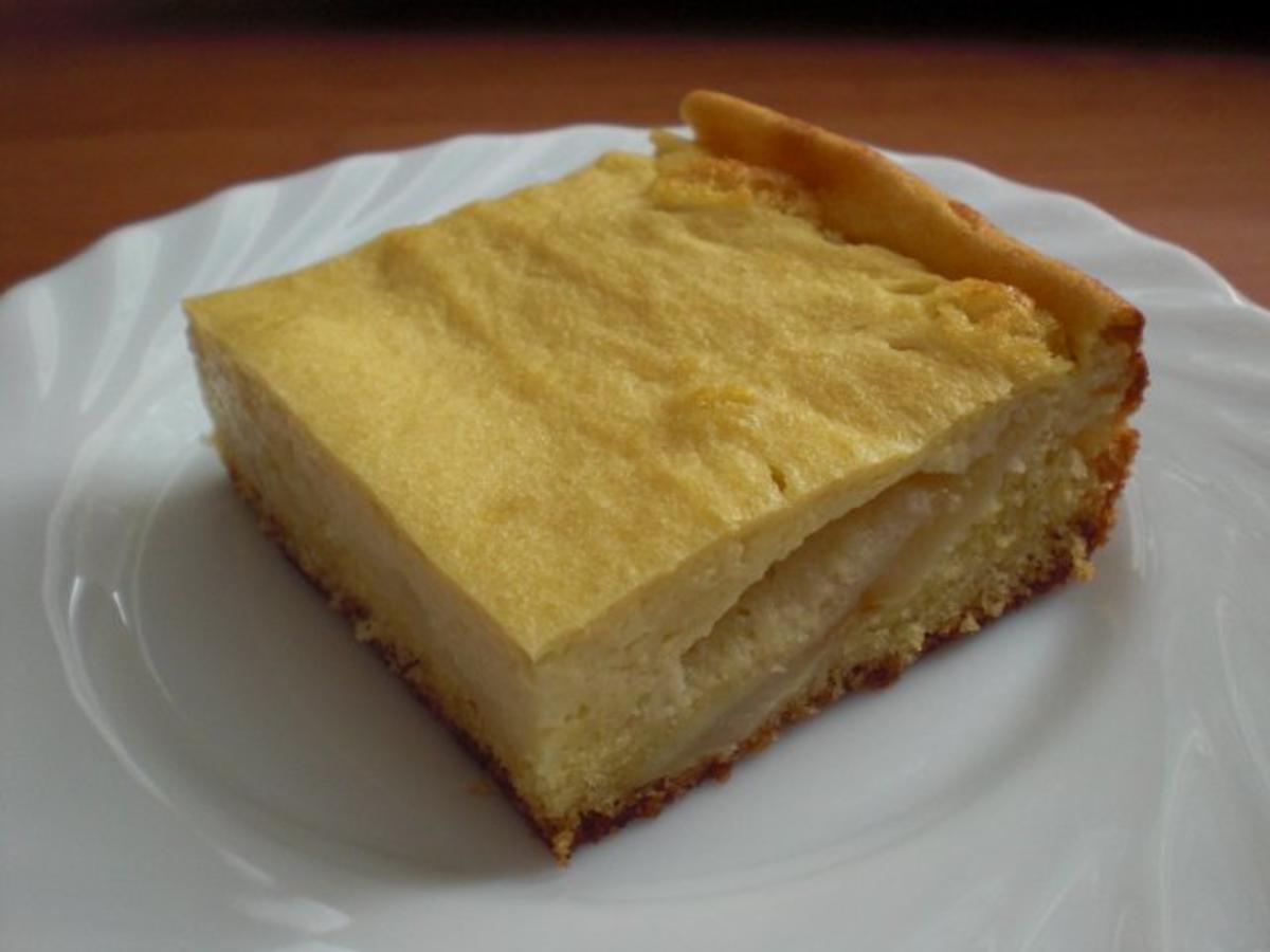 Apfelkuchen mit Marzipanpudding-Guss - Rezept - kochbar.de