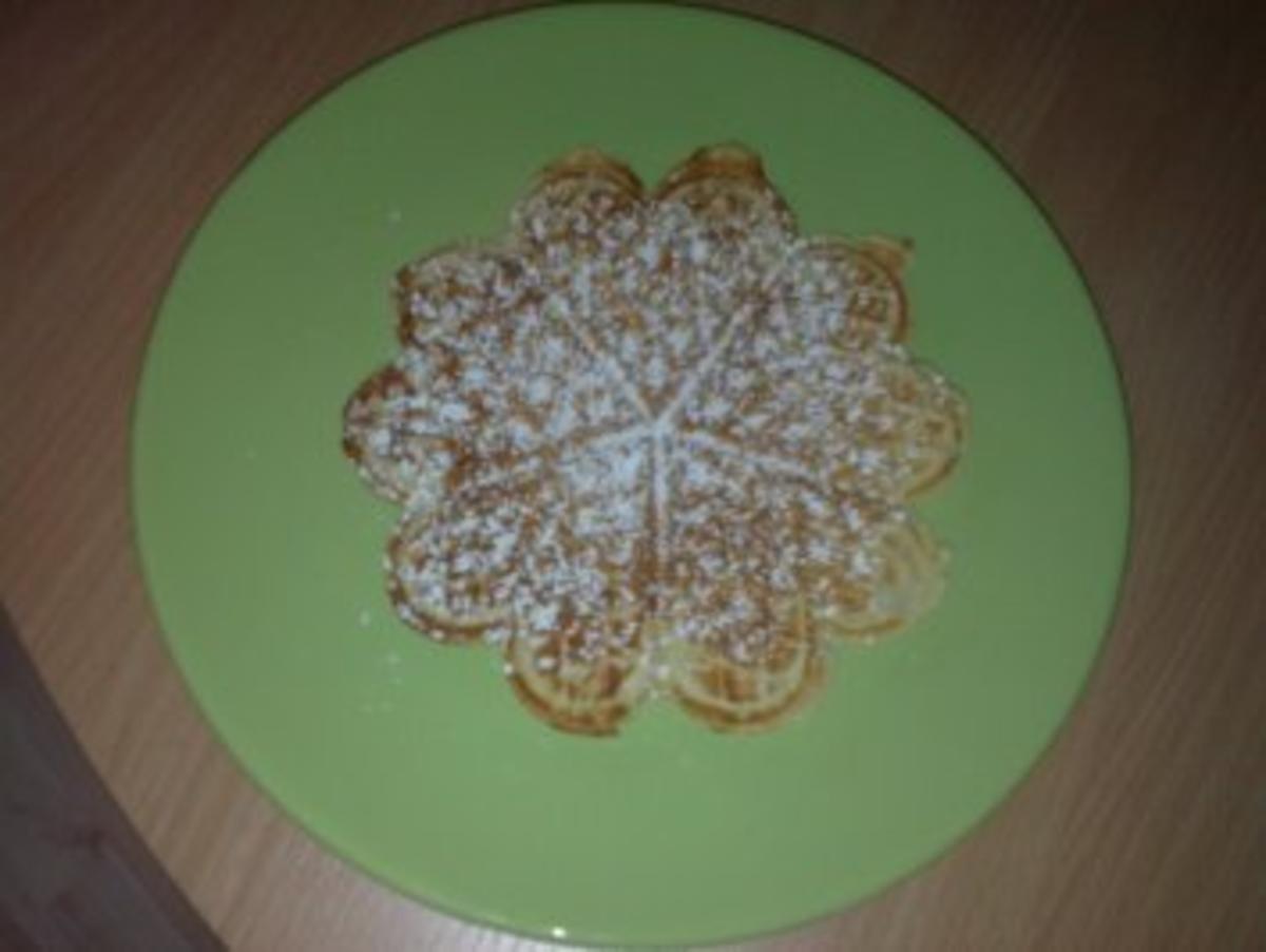 Butterwaffeln backen - Rezept mit Bild - kochbar.de
