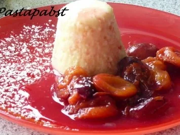 Orangenflammerie mit Portweinpflaumen - Rezept