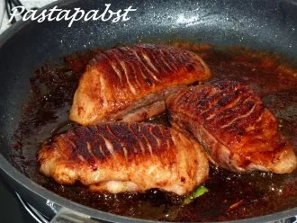 Rezept: Glasiertes Entenfilet süss-sauer Bild Nr. 7 Glasiertes Entenfilet süss-sauer - Rezept - Bild Nr. 7