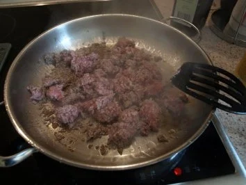 Tortellini mit Auberginen-Tomaten-Hackfleischsoße im Ofen überbacken - Rezept - Bild Nr. 6