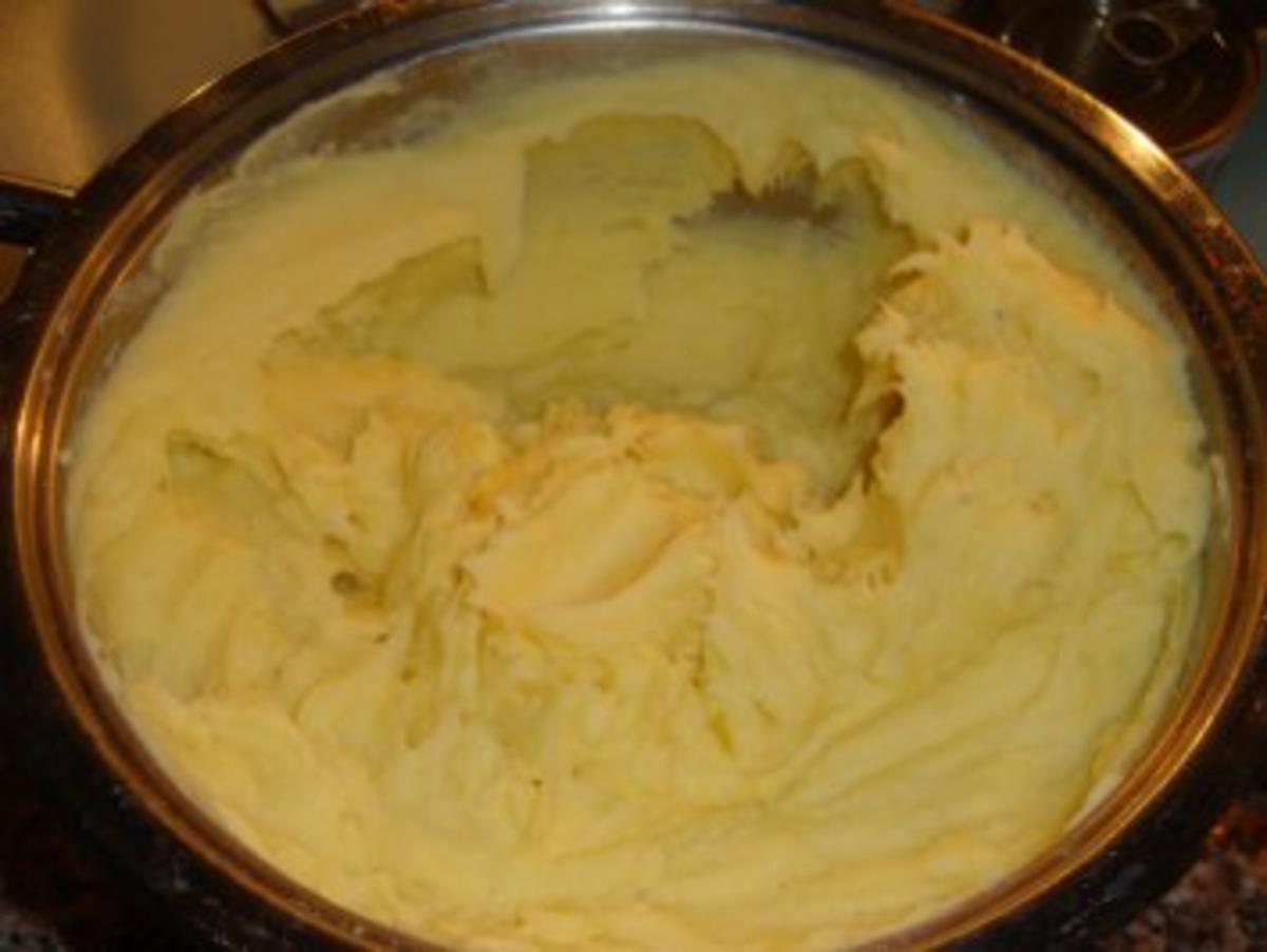 Eisbein mit Kartoffelpü & Sauerkraut - Rezept - Bild Nr. 6