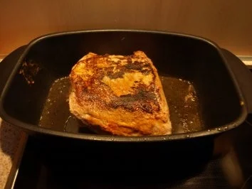 Rezept: Nackenbraten mit Zwiebelsoße Bild Nr. 4 Nackenbraten mit Zwiebelsoße - Rezept - Bild Nr. 4