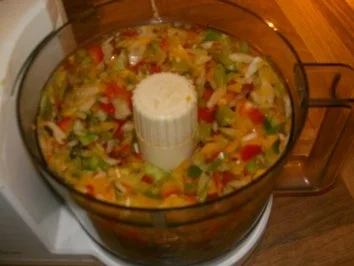 Hackfleischbrötchen pikant - Rezept