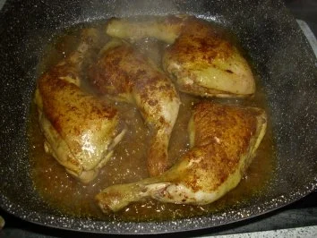 Rezept: Kartoffelauflauf mit Zuccini und Cabanossi + Hähnchenschenkel scharf gebraten Bild Nr. 6 Kartoffelauflauf mit Zuccini und Cabanossi + Hähnchenschenkel scharf gebraten - Rezept - Bild Nr. 6