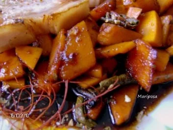 Rezept: Kürbisgemüse süß-sauer zu Kotelette "Natur" Kürbisgemüse süß-sauer zu Kotelette "Natur" - Rezept