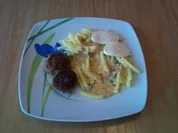 Mini-Hacksteaks "Palermo" in cremiger Käse-Sahnesoße - Rezept