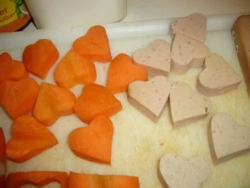 Karotten-Ingwer-Suppe mit Herzchen - Rezept - Bild Nr. 2