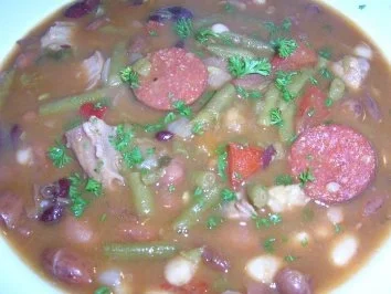 Feurig scharfer Bohnentopf - mit 4 Sorten Bohnen -  einfach mal was Deftiges - Rezept - Bild Nr. 5