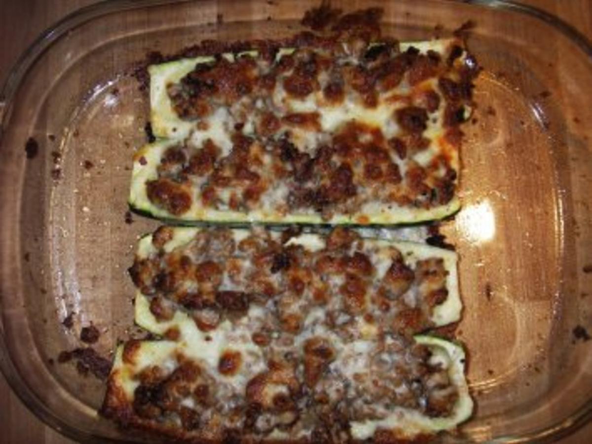 Überbackene Zucchini - schnell & einfach - von DieNina Überbackene Zucchini - schnell & einfach - von DieNina