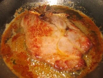 Rezept: Fleisch: Nackenkotelett in Zwiebel-Käse-Soße Bild Nr. 5 Fleisch: Nackenkotelett in Zwiebel-Käse-Soße - Rezept - Bild Nr. 5