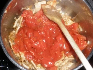 Rezept: Tomaten-Gulasch Bild Nr. 3 Tomaten-Gulasch - Rezept - Bild Nr. 3