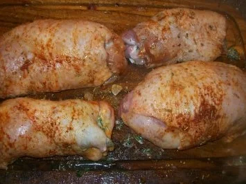 Rezept: Hähnchenschenkel mit Spinat gefüllt Bild Nr. 8 Hähnchenschenkel mit Spinat gefüllt - Rezept - Bild Nr. 8