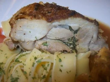 Rezept: Hähnchenschenkel mit Spinat gefüllt Bild Nr. 12 Hähnchenschenkel mit Spinat gefüllt - Rezept - Bild Nr. 12