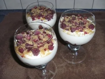 Himbeeren auf Quarkcreme - Rezept