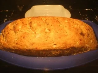 Rezept: Thunfisch-Tomaten-Zwiebel-Käse-Brot Bild Nr. 11 Thunfisch-Tomaten-Zwiebel-Käse-Brot - Rezept - Bild Nr. 11