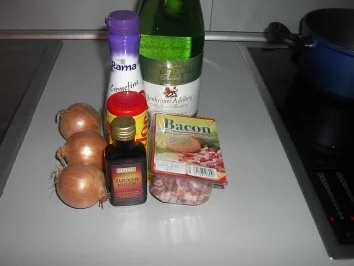 Rezept: Leberknödel mit Zwiebel - Speck - Sauce Bild Nr. 4 Leberknödel mit Zwiebel - Speck - Sauce - Rezept - Bild Nr. 4