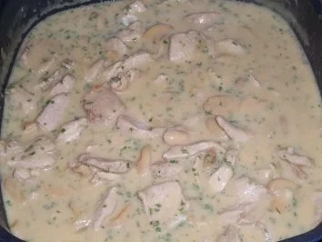 boto's Putengeschnetzeltes "Försterin Art" in Sahnesoße mit Champignons, Gemüsereis - Rezept - Bild Nr. 2