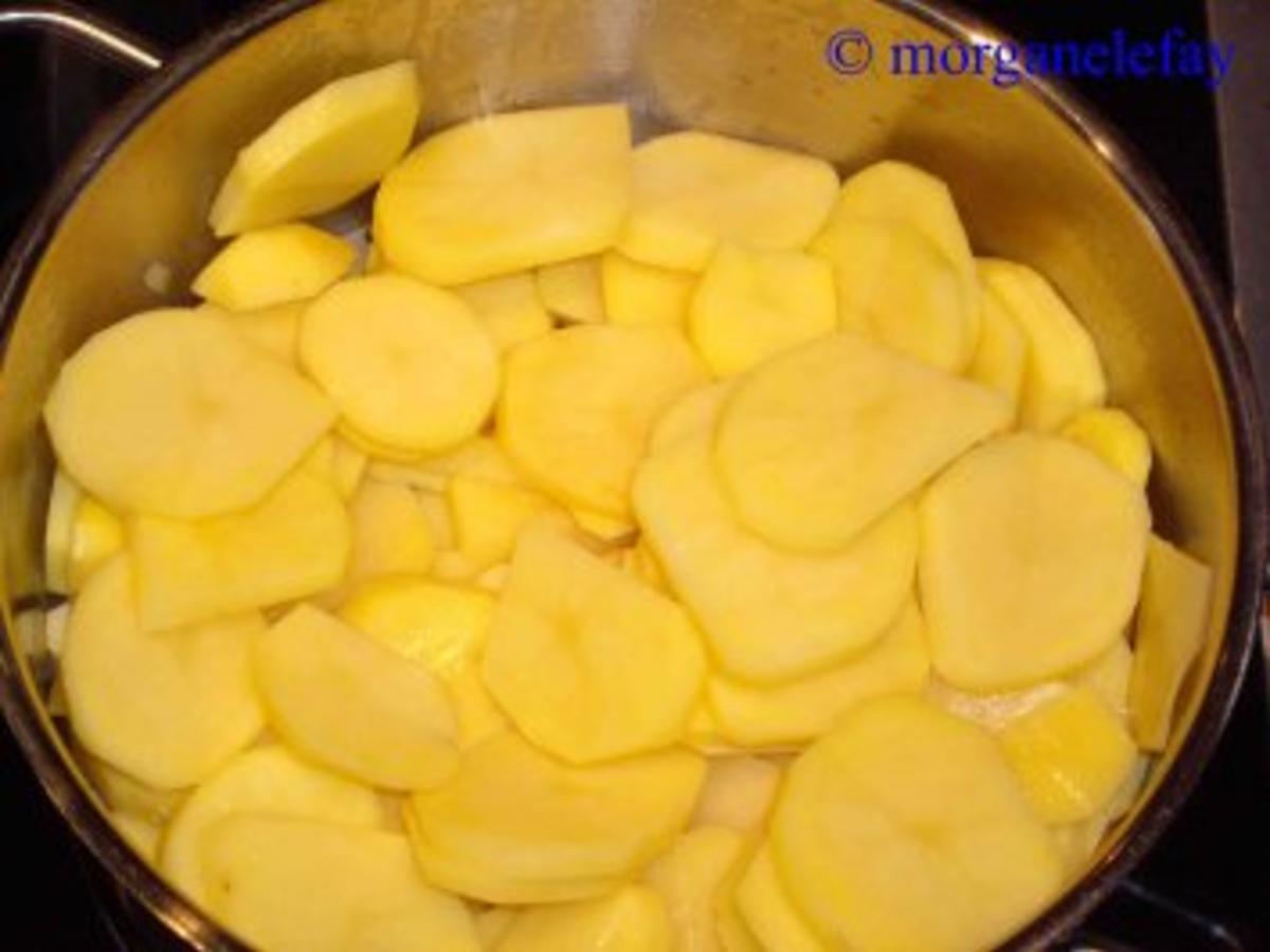 Kartoffelgemüse mit Hausmacher Roter und Essiggurken - schnell ...