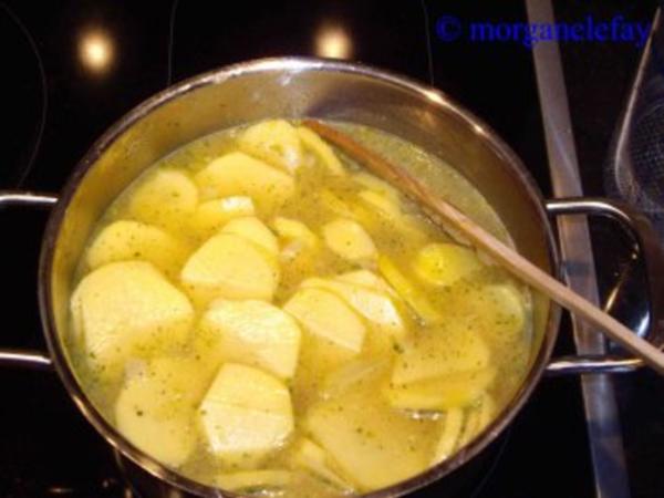 Kartoffelgemüse mit Hausmacher Roter und Essiggurken - schnell ...