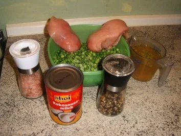 Rezept: Erbsen-Süppchen mit Hähnchenstreifen Bild Nr. 2 Erbsen-Süppchen mit Hähnchenstreifen - Rezept - Bild Nr. 2