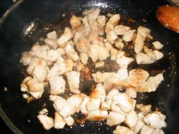 Rezept: Erbsen-Süppchen mit Hähnchenstreifen Bild Nr. 5 Erbsen-Süppchen mit Hähnchenstreifen - Rezept - Bild Nr. 5