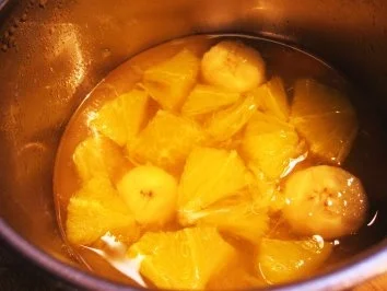 Eis & Heiß - mit angeschwipsten Früchten - Rezept - Bild Nr. 3