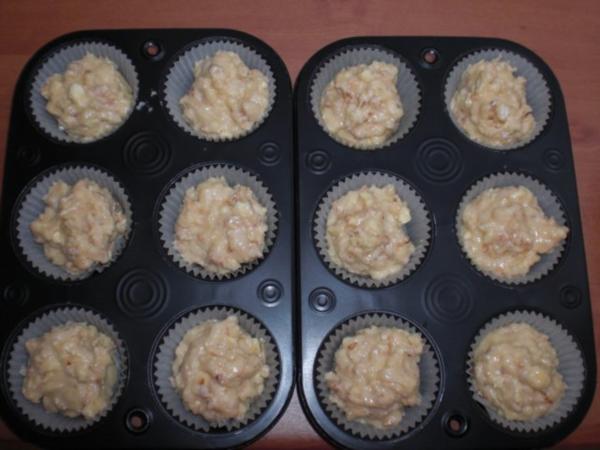 Macadamia-Muffins mit weißer Schokolade - Rezept - kochbar.de