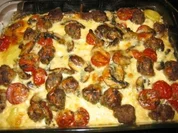 Kartoffel-Champignon-Auflauf mit Hackbällchen - Rezept