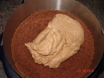 Rezept: Kuchen + Torten : Pfefferminztorte Bild Nr. 6 Kuchen + Torten : Pfefferminztorte - Rezept - Bild Nr. 6