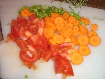 Rindergulasch mit Preiselbeeren und grünem Pfeffer - Rezept - Bild Nr. 3