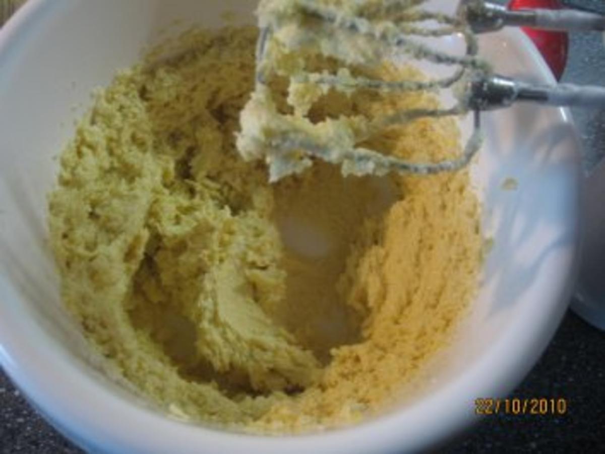 Feiner Marmorkuchen mit Kirschen - einfach - 198 kcal/100g