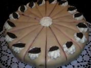 Preiselbeer-Marzipantorte mit Mohnbisquit - Rezept