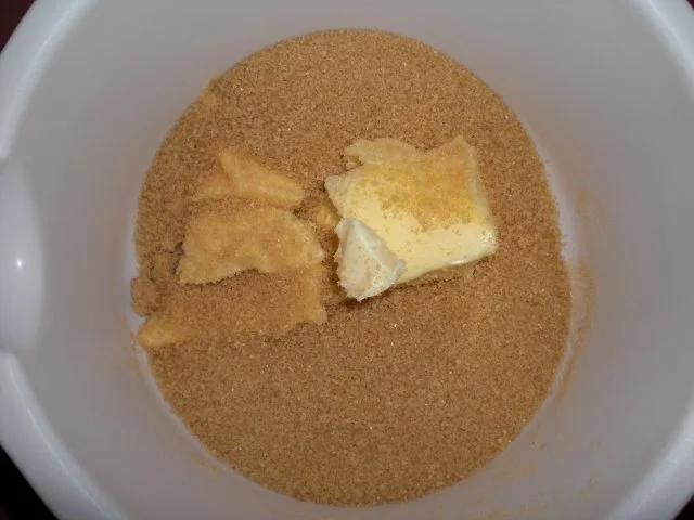 Rezept: Kleiner gestürzter Schoko-Nusskuchen Bild Nr. 9 Kleiner gestürzter Schoko-Nusskuchen - Rezept - Bild Nr. 9